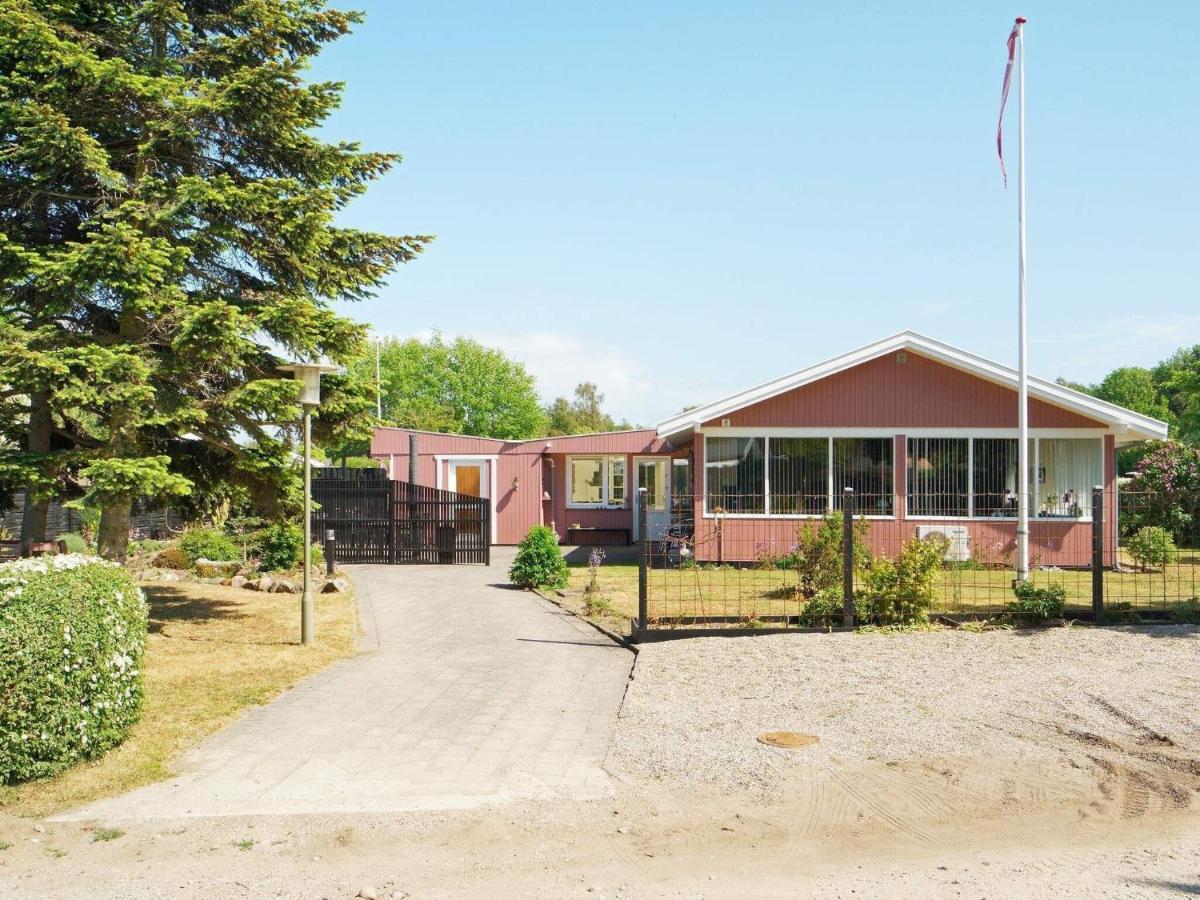 6 Person Holiday Home In Kors R Korsør Екстериор снимка